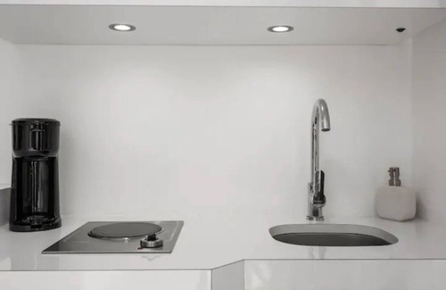 Marias Apartment | Mar Suite W/Private-heated Pool &King bed-2Adults