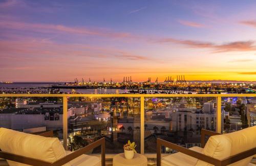Waterfront Apartment | @ Marbella Lane - Luxurious 3BR Penthouse