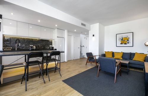 Golden Mile Apartment | Marbella Real - 2 Bedroom Apartment