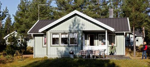 Gottby House | Marbyfjärden seaside village Lyckan