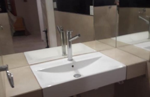 Dean Funes House | Margarita habitacion