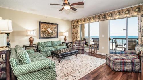Arcadian Shores House | Margate #804 - Carlos & Terry's