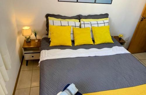 Sao Mateus Apartment | Maria Apê 07 São Mateus l Garagem l WiFi l Térreo l Um minuto do shopping independência