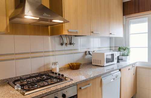 Praia de Santa Cruz Apartment | Maria Sabe Tudo Duplex Centro de Santa Cruz