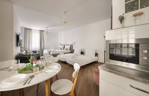 Mala Strana Apartment | Maria Theresa (Single Bedroom Apartment)