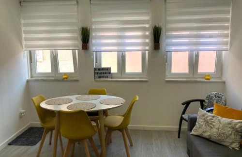 Trafaria Apartment | Maria Trafaria House