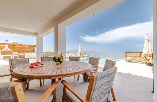 Psarou Villa | MariDion Beach Family House, by ZanteWize