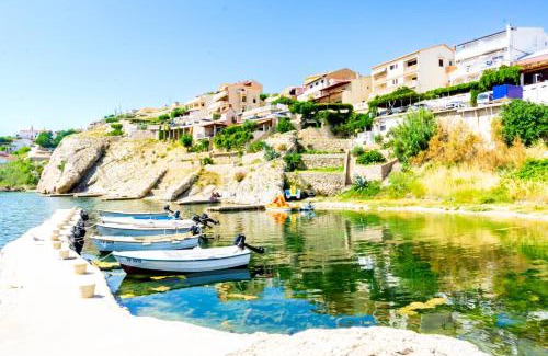 Zubovici Apartment | Marija at the beach