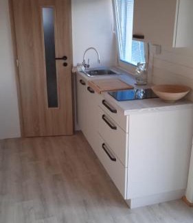 Uhersky Ostroh Ski Chalet | Maringotka u Lesa
