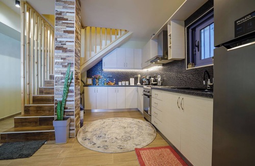Skafidia House | Maritinas Stone House On The Beach