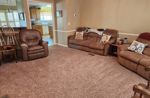 Perry House | Mark Twain Lake/Perry, MO- Pet Friendly