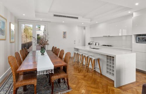 Elwood Apartment | Marlin