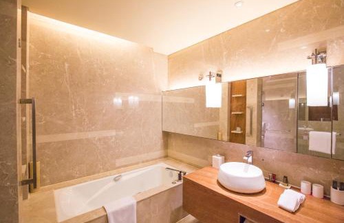 Hexi Hotel | Marriott Executive Apartment Tianjin Lakeview