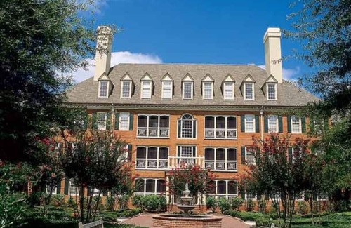 Williamsburg Apartment | Marriott Manor Club Luxury 1BD villa sleeps 4