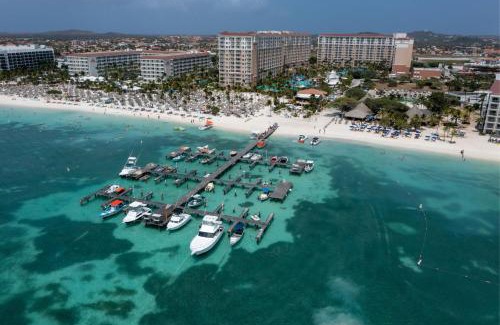 Noord Hotel | Marriott's Aruba Surf Club