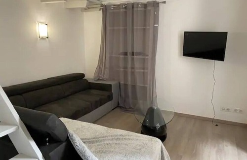 14th Arrondissement Apartment | Marseille Studio Pour 4 Personnes