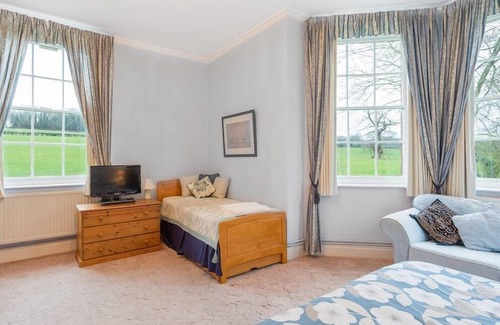 Ebbesborne Wake Other | Marshwood Farm B&B