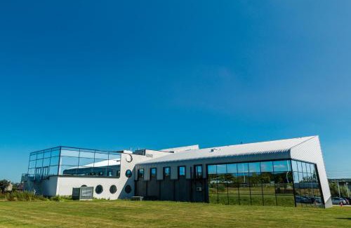 Tubize Hotel | Martin's Red