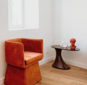 Santo Condestavel Apartment | Mary Orange - NO 236 RC E - Elegant Two-Bedroom Urban Retreat