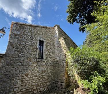 Mejannes-le-Clap Apartment | Mas Bohème - Logement climatisé