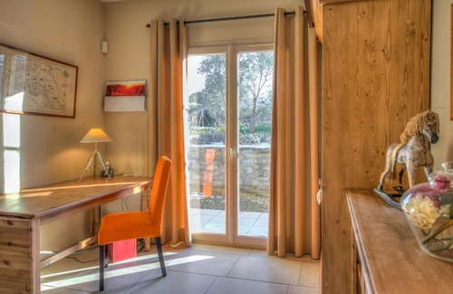 Eygalieres Villa | Mas des Cistes