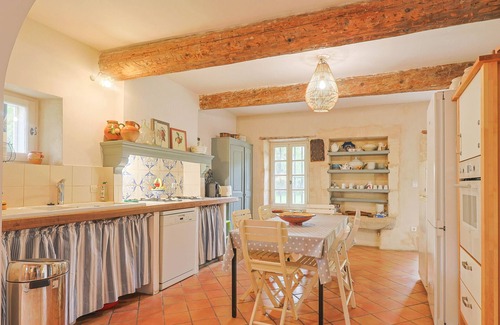 Chateaurenard Villa | Mas des Oiseaux - (9p) with private pool in Chateaurenard