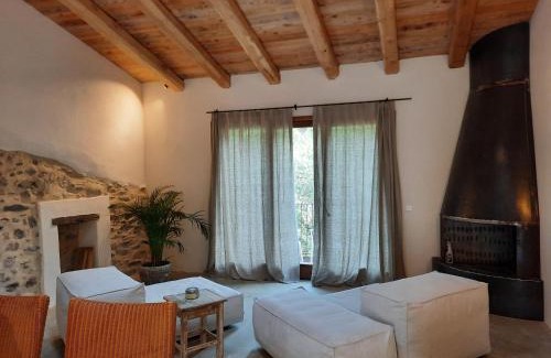 Cabanelles Ski Chalet | Mas Nou
