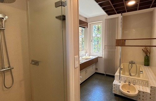 Saint-Hilaire-de-Brethmas Other | Mas Provençal in the heart of a private wooded park!
