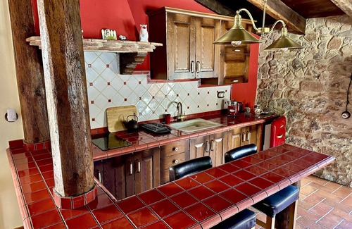 Bigues I Riells Bed & Breakfast | Masia Can Viver - Olive oil tourism B&B