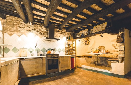 Sant Pere de Ribes House | Masia Mas d'en Giralt. 1722 Catalan Farm House near the sea in Sitges & BCN