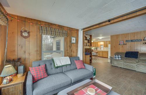 Mason House | Mason Cabin with Private Dock on Marengo Lake!