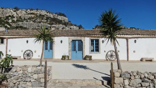 Melilli House | Masseria Santacatrini