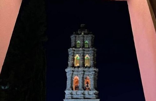 San Luis Potosi Hotel | Master queen suite