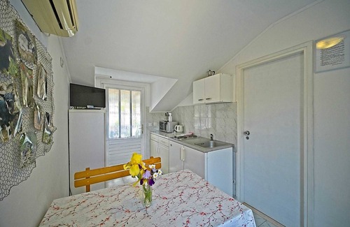 Pomena Apartment | Matana Pomena - A5 Two-Bedroom Apartment with Terrace