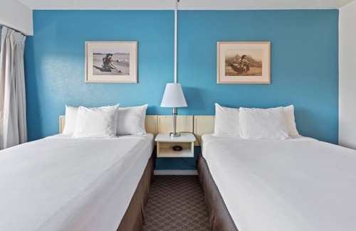 Kahului Hotel | Maui Escape! 3 Family-Friendly Units, Pets Allowed, Close to Kanaha Beach Park!