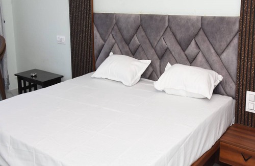 Gingee Hotel | Maurya Residency