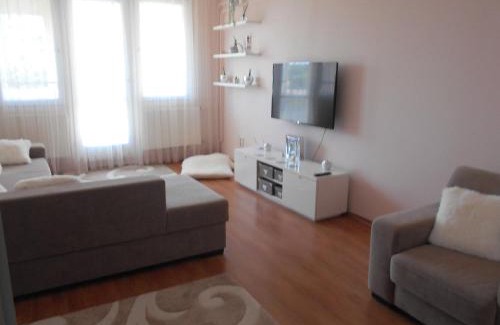 Nagykanizsa Apartment | Mavi appartman