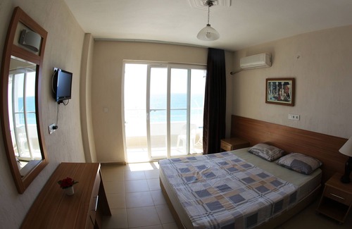 Kizilot House | Mavi Cennet Camping Pansiyon