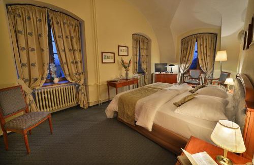Loucen Hotel | Maxmilian Lifestyle Resort
