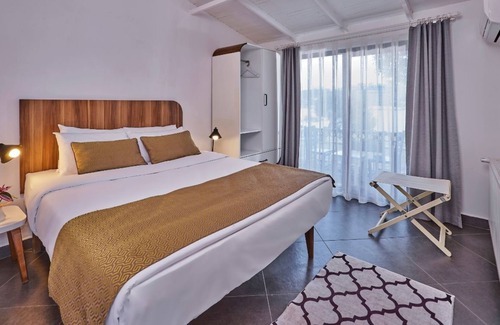 Sigacık Hotel | Maya Bistro Hotel Beach