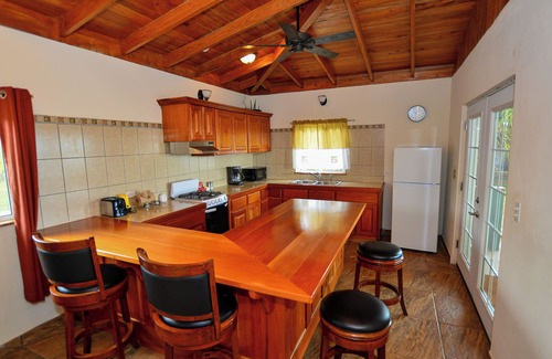 Hopkins Cabin | Maya Heights Village Resort