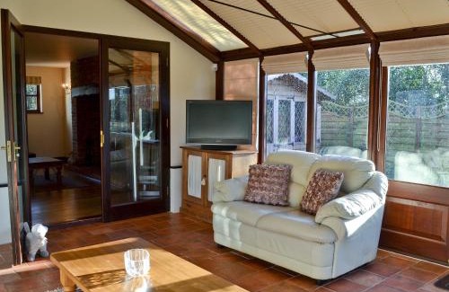 East Dereham House | Maytree Cottage