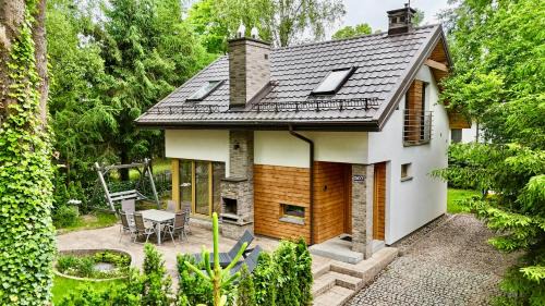 Gledy Villa | Mazursko - komfortowe domy 8 osobowe nad jeziorem, balia lub sauna
