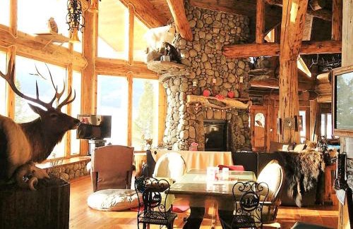 Gardiner House | McDonald's Ranch Lodge