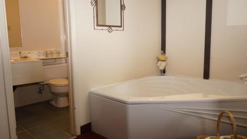 Morrisburg Hotel | McIntosh Country Inn & Conference Centre