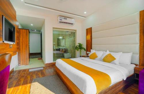 Sasaram Hotel | Mclo Continental, Mcleodganj - Centrally Heated and Air Cooled