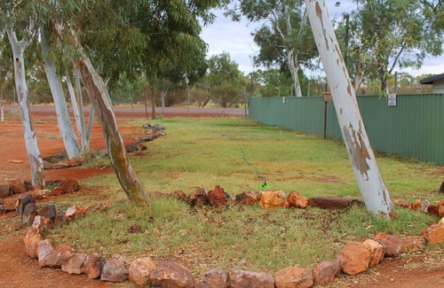 Meekatharra RV Rental | Meekatharra Accommodation Centre - Campsite