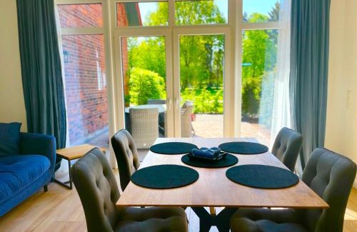 Kirchlinteln Apartment | Meine Schule Sehlingen, exklusiver Familien oder Generations-Landurlaub, Treffen mit Freunden, Team-Auszeit, Workation, Sauna, Ruhe & Erholung genießen sowie Niedersachsen, Verden & die Lüneburger Heide entdecken