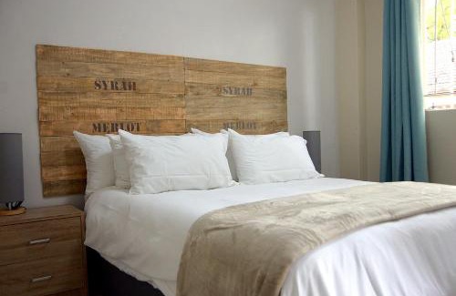 Bulawayo Apartment | Mellow 2 bedroomed cottage - 2083