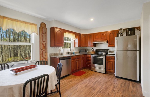 Melvin Village House | Melvin Village - 5 Bed/3 Bath - Lake Winnipesaukee